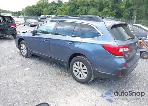 2018 Subaru Outback 2.5I Premium z USA, uszkodzony, nr VIN 4S4BSADC9J3348050
